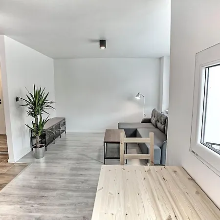 Akademia Lejlighed Legnica