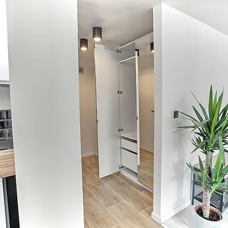 Apartment Akademia Legnica